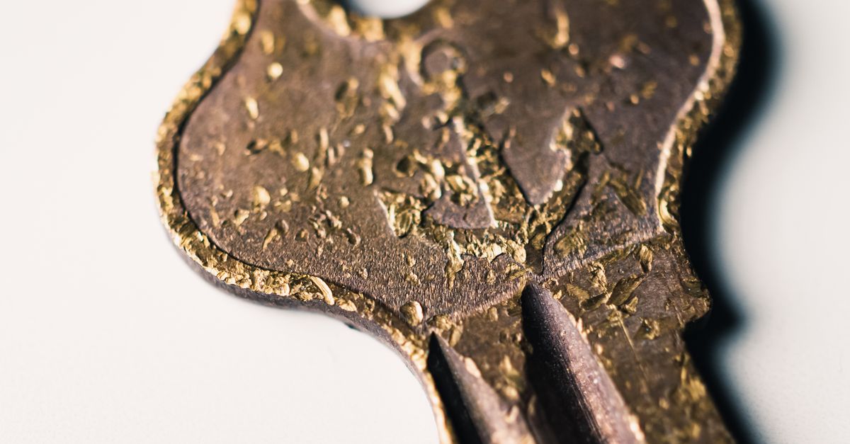 Broken Key Extraction — Hollis Locksmiths