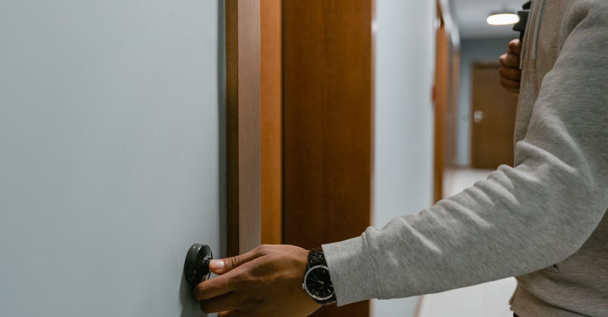 Home Rekey & Lockout Service — Hollis Locksmiths