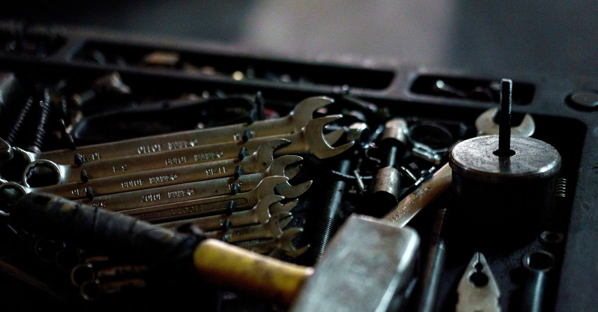 locksmith tools keys — Hollis Locksmiths